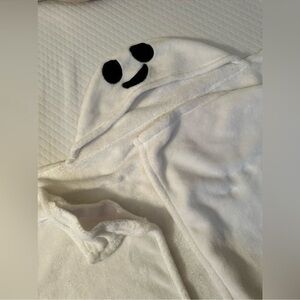 Casper or Ghost hooded White Plush Blanket